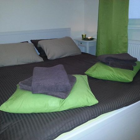 Apartment Capital Town-Free Parking Загреб Номер фото